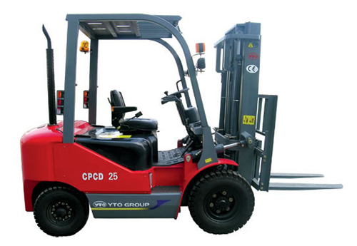 Truk Forklift dengan Pembakaran Dalam (Hidraulik)